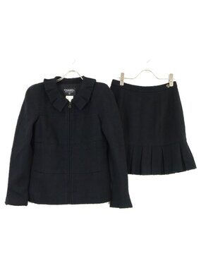 Chanel Tweed Jacket Skirt Set 40